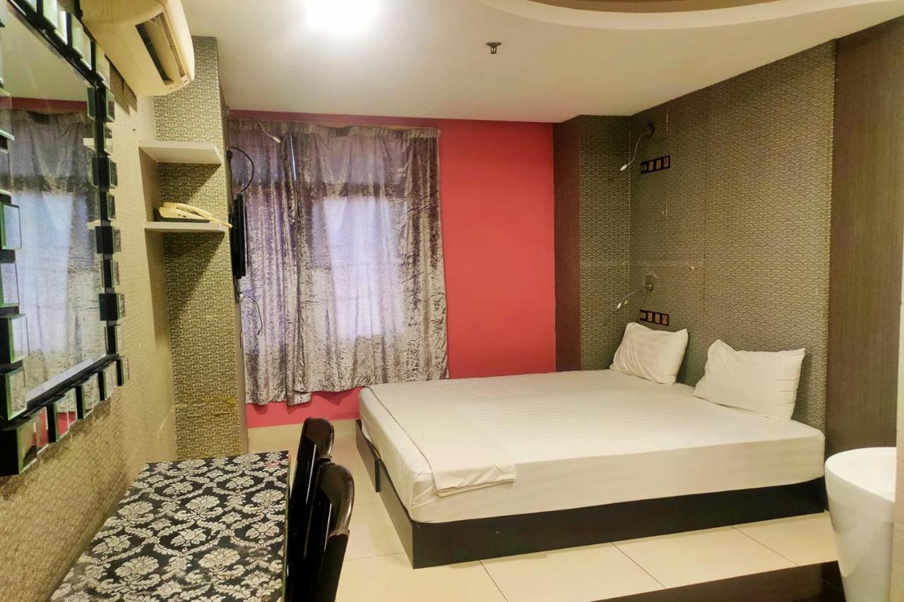 Hotel Arenaa Galaxys Куала Лумпур Екстериор снимка
