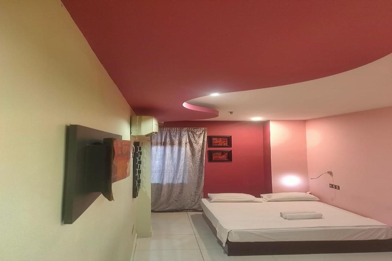 Hotel Arenaa Galaxys Куала Лумпур Екстериор снимка