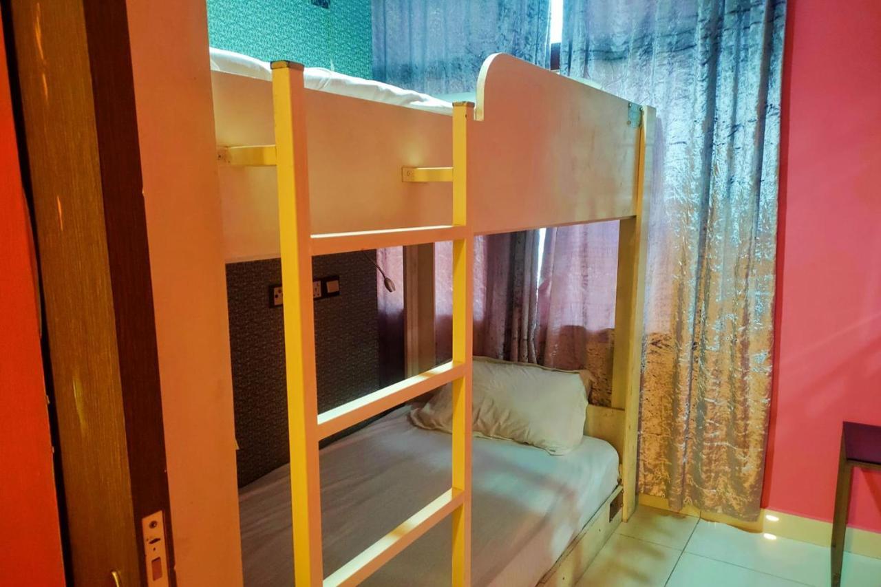 Hotel Arenaa Galaxys Куала Лумпур Екстериор снимка